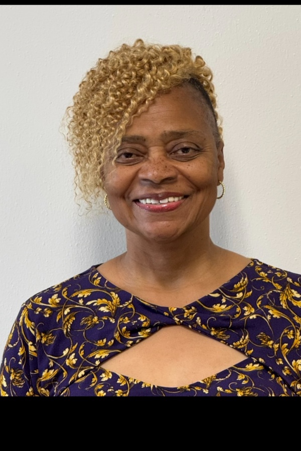 Cruise Brothers Travel Agent Karen Warren